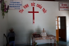 TH-1_church-inside3